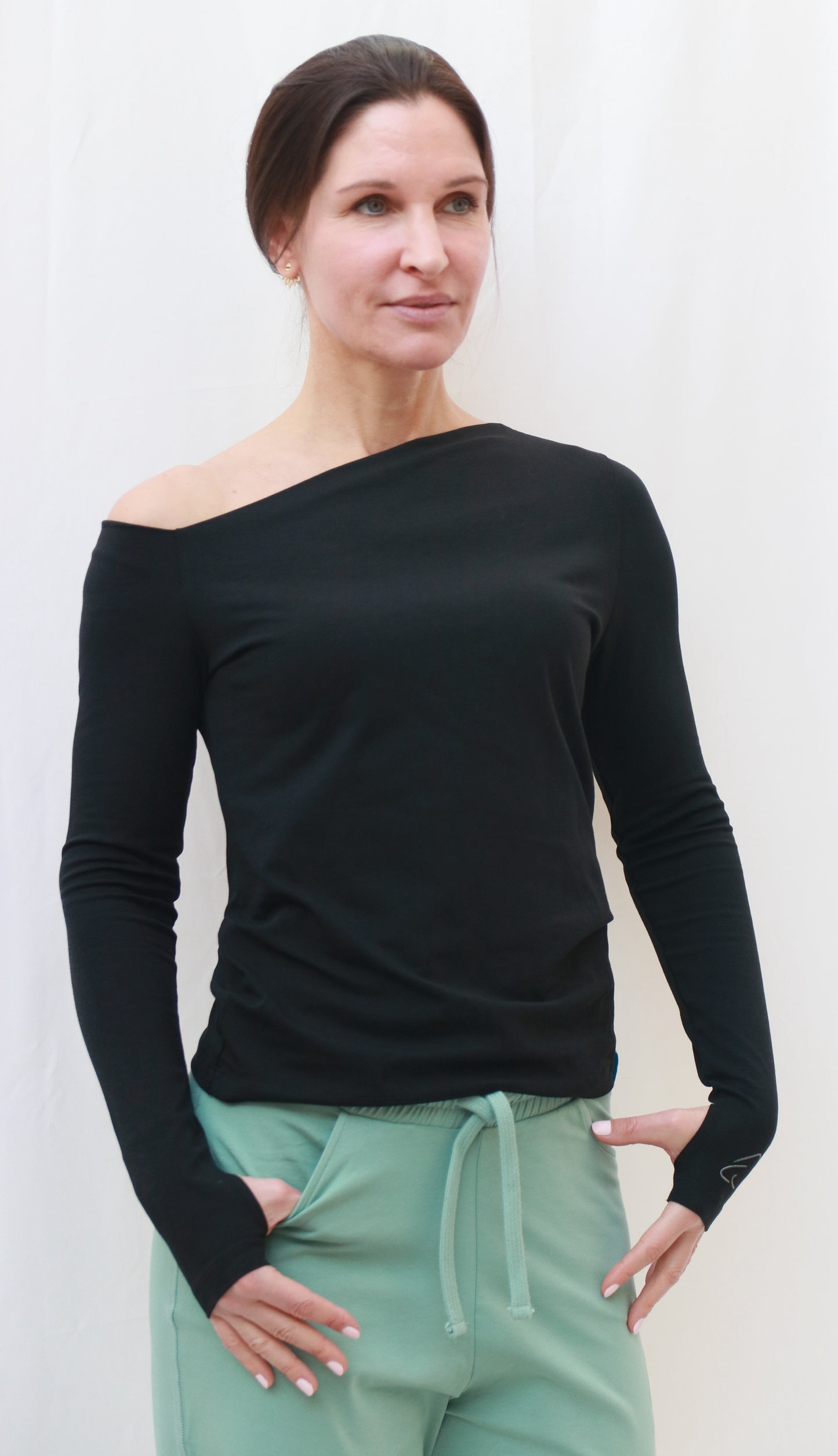 Asymmetrisches One-Shoulder-Shirt Divya